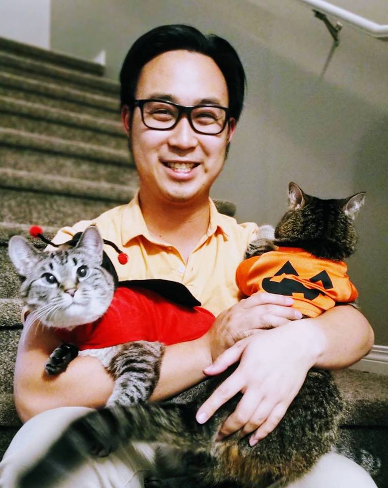 Thomas with Fluffles and Zuri in halloween costumes